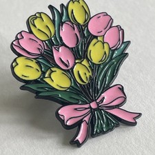 TULIP bunch  Enamel lapel Pin