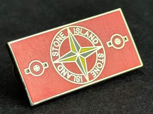 Stone island pin badge red - island,