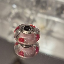 💕 Genuine Pandora Kisses