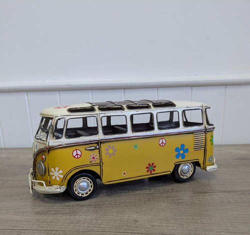 Retro volkswagen camper - retro, v