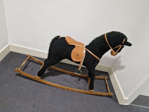 Rocking horse year old - rocking, max