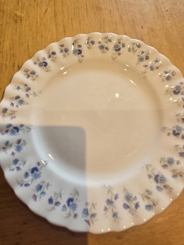 Vintage royal albert fine - fine, bone