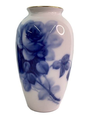 Okura pottery garden urn vase - pottery,