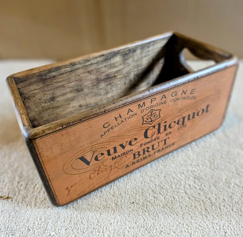Veuve clicquot brut champage - clicquot,