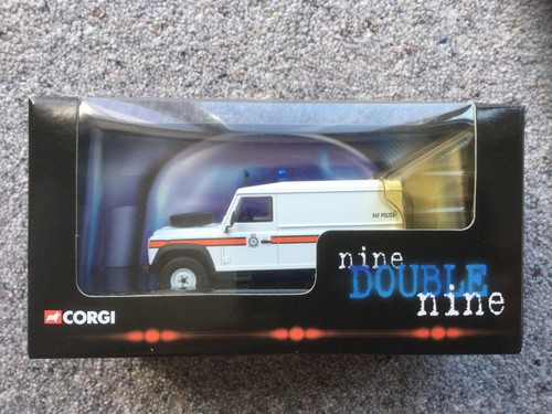 Corgi nine double - , land