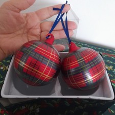 2 x Tartan Christmas Baubles Red Green blue Ikea Snomys Check