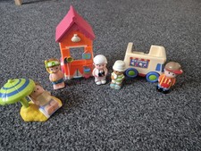 ELC Happyland Ice Cream Van