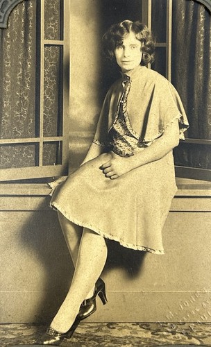 Antique 1920s studio portrait - antique,