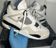 Jordan 4 “Military Blacks”