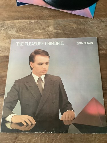 Gary numan the pleasure - numan,