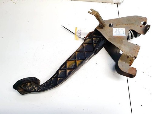 7h1721059k clutch pedal - clutch,