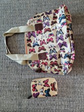 Butterfly Handbag and Matching Purse New No Tags Great Condition