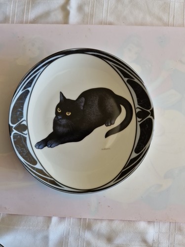 Collectable plate black - plate, cat