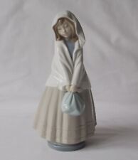 NAO BY LLADRO PORCELAIN FIGURE