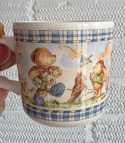 Wedgewood rambling ted - wedgewood, cup