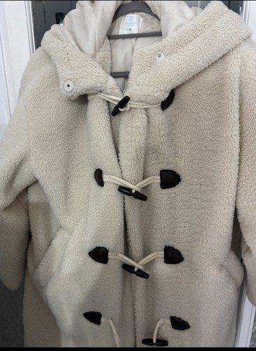 Beautiful beige super - beautiful, soft