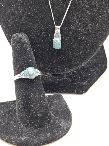 Persian turquoise and neon - turquoise,