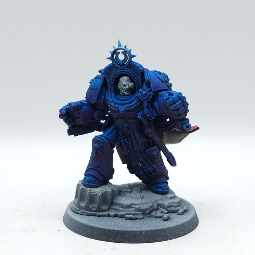 Warhammer 40k space marine - space,