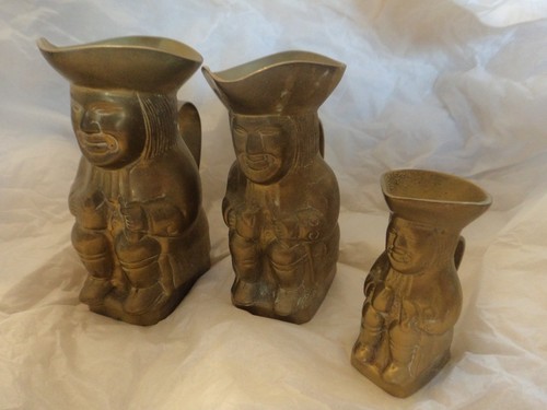 Brass toby jugs set 3 - set,