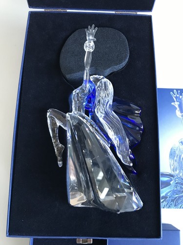Swarovski magic dance - swarovski, of