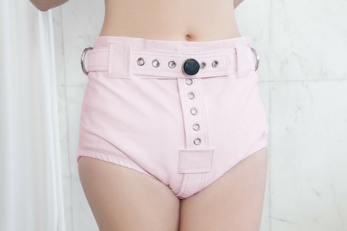 Pink lockable diaper - pink,