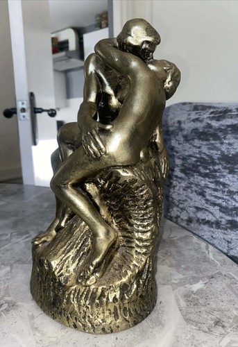 Embracing lovers entwine