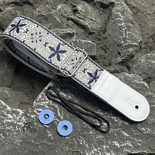 Guitar strap white leather - strap, end