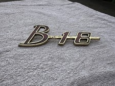 VOLVO AMAZON B 18 GRILL BADGE