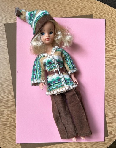 Vintage 1970s sindy doll - 🩷,