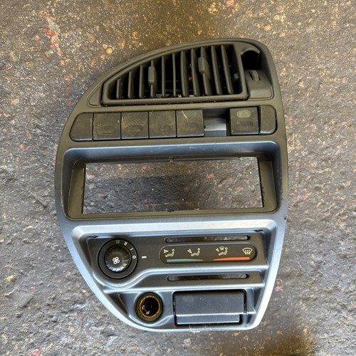 Citroen saxo dash centre - citroen,