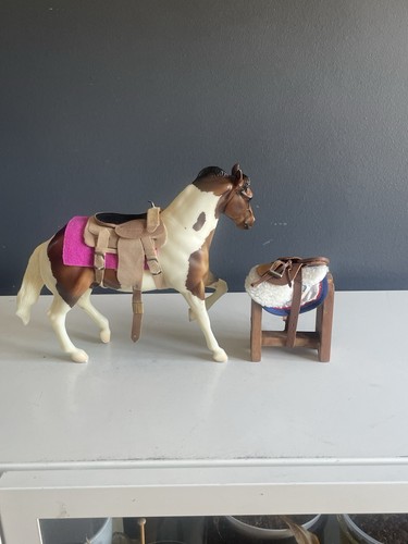 Breyer traditional pinto horse - pinto,