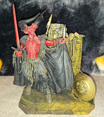 Mcfarlane movie maniacs legend - maniacs,