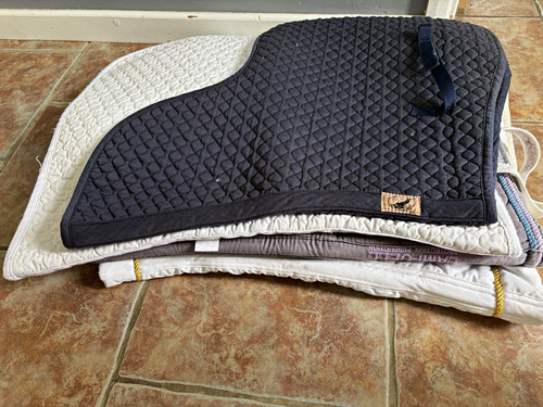 Job lot saddle pads - 2)/, numnahs