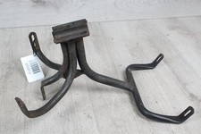 Halter strut for the frame