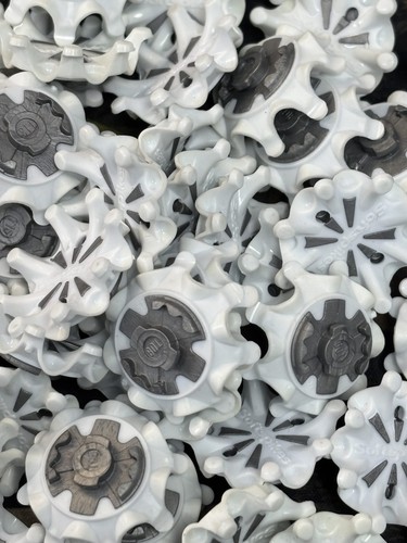 White golf soft spikes - 16,
