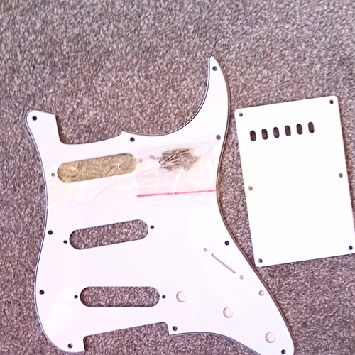 White strat style - strat-style, sss