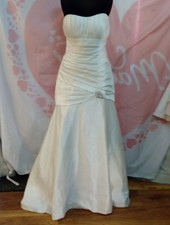 Wedding dress size 12 ivory