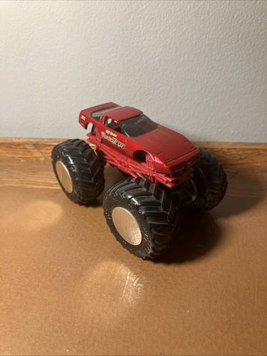 Hotwheels monster jam truck - monster,