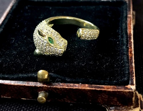 Vintage style crystal leopard - style,