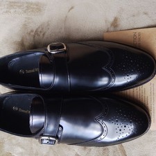 Samuel Windsor men's black