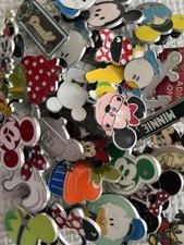 100 Disney Trading Pins Job