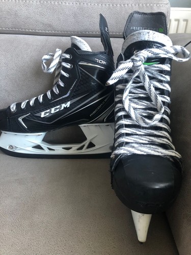Ice hockey skates - ice,