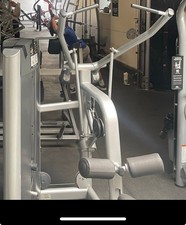 Life Fitness Lat Pull Down