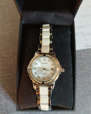 SEKONDA LADIES WHITE/SILVERTONE WRIST WATCH IN V.G.C.