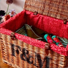 FORTNUM AND MASON LARGE HAMPER