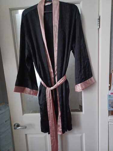 Pretty secrets black satin - black,