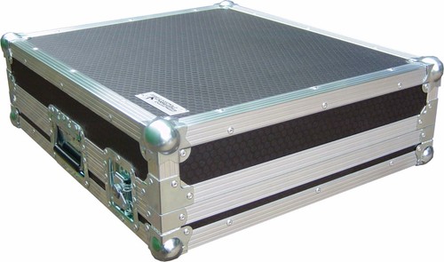 Soundcraft signature mixer - signature,