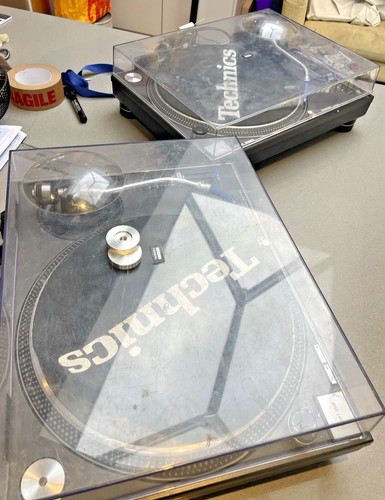 Pair technics 1210 - 🎧,