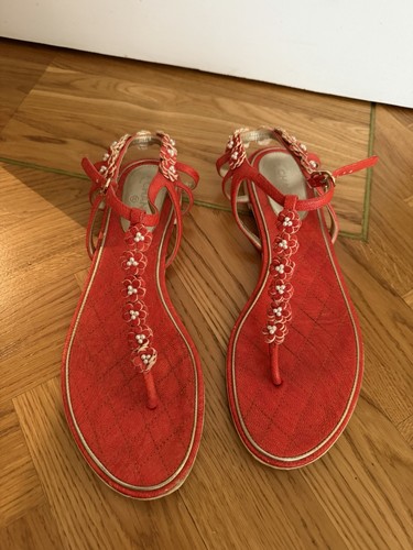 Chanel flat sandals size 5 - sandals,
