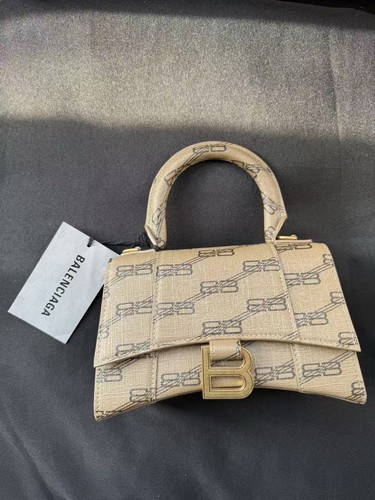 Authentic balenciaga - authentic,